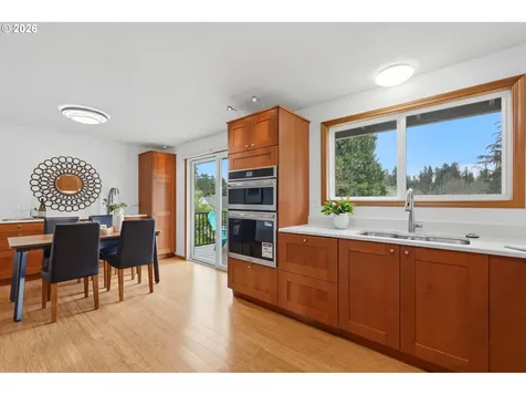 7460 SW Elmwood Street Portland OR 97223