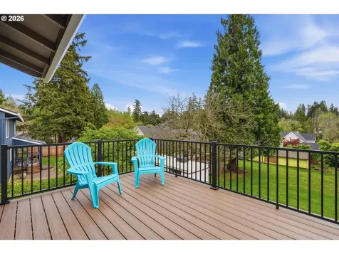7460 SW Elmwood Street Portland OR 97223