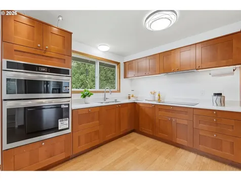 7460 SW Elmwood Street Portland OR 97223