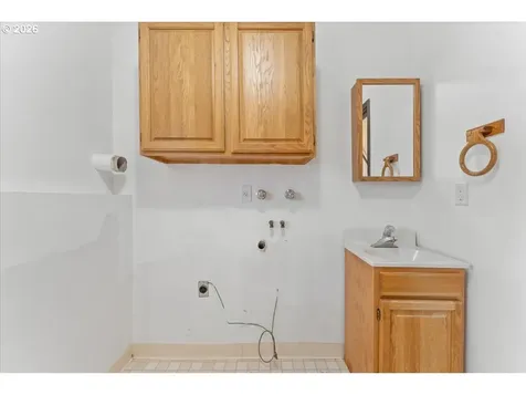 18765 SW Honeywood Court Beaverton OR 97003