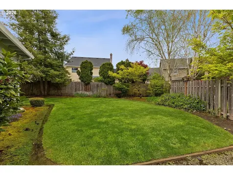 345 NE Milne Court Hillsboro OR 97124