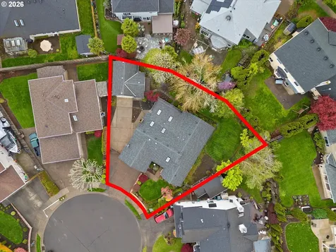 345 NE Milne Court Hillsboro OR 97124
