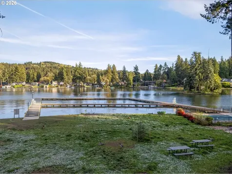 15200 Lily Bay Court Lake Oswego OR 97034