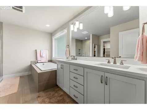 5447 SE King Road Milwaukie OR 97222