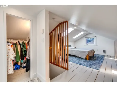 5254 NE 30th Avenue Portland OR 97211