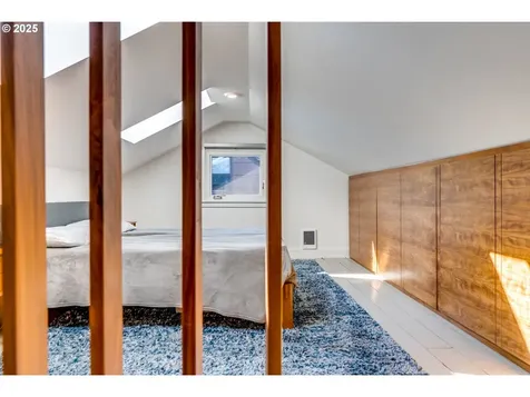5254 NE 30th Avenue Portland OR 97211