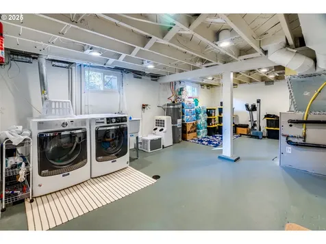 5254 NE 30th Avenue Portland OR 97211