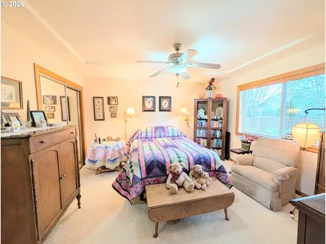 10503 Emily Drive Island City OR 97850