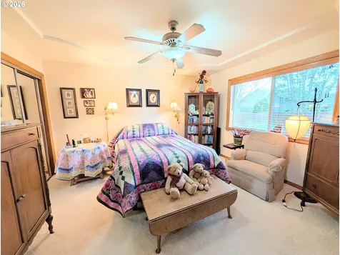 10503 Emily Drive Island City OR 97850