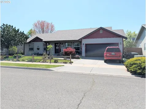 10503 Emily Drive Island City OR 97850
