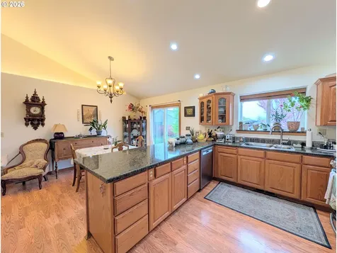 10503 Emily Drive Island City OR 97850