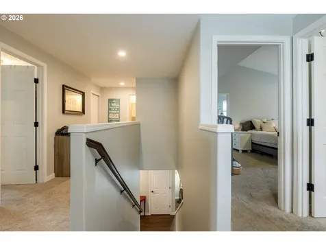 306 E 16th Place La Center WA 98629