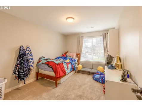 306 E 16th Place La Center WA 98629