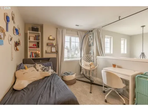306 E 16th Place La Center WA 98629
