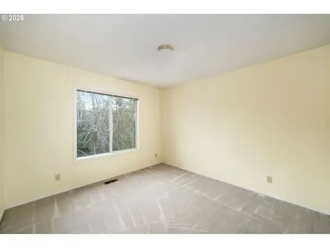 6703 SW Moonshadow Court Portland OR 97223