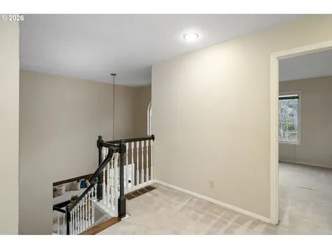 6703 SW Moonshadow Court Portland OR 97223