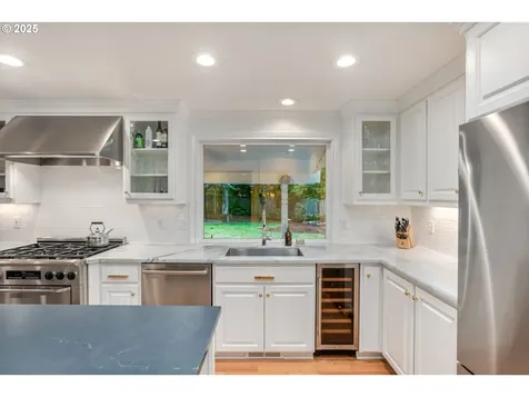 876 Sunny Hill Drive Lake Oswego OR 97034