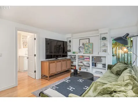 876 Sunny Hill Drive Lake Oswego OR 97034