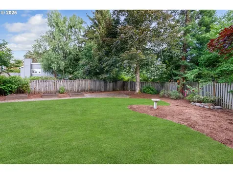 876 Sunny Hill Drive Lake Oswego OR 97034