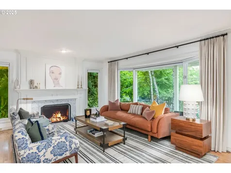 876 Sunny Hill Drive Lake Oswego OR 97034