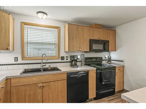803 NW 17th Circle Battle Ground WA 98604