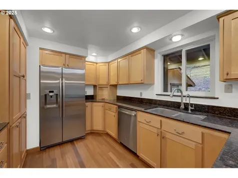 28198 Briggs Hill Road Eugene OR 97405