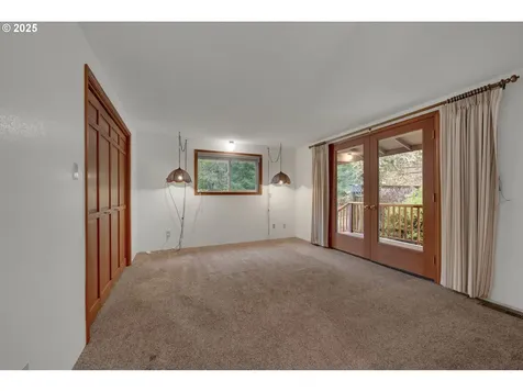 28198 Briggs Hill Road Eugene OR 97405