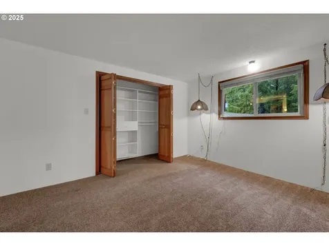 28198 Briggs Hill Road Eugene OR 97405