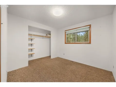 28198 Briggs Hill Road Eugene OR 97405