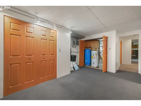 28198 Briggs Hill Road Eugene OR 97405