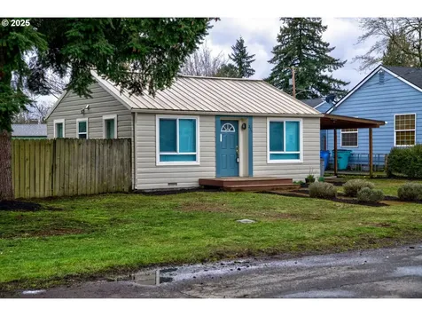 215 NW 44th Street Vancouver WA 98660