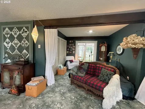 640 8th Street SW Bandon OR 97411