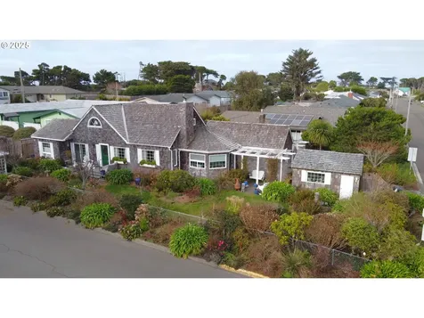 640 8th Street SW Bandon OR 97411