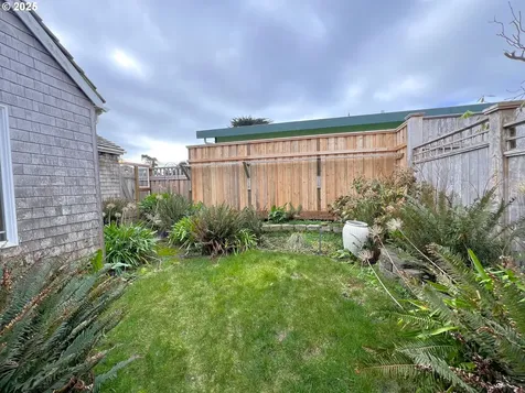 640 8th Street SW Bandon OR 97411