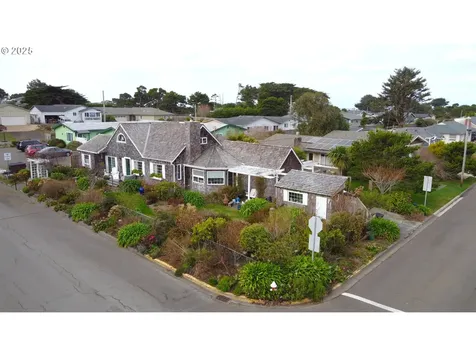 640 8th Street SW Bandon OR 97411