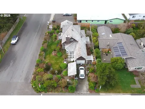 640 8th Street SW Bandon OR 97411