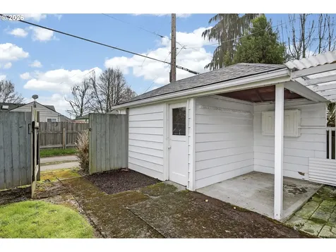 520 24th Avenue Longview WA 98632
