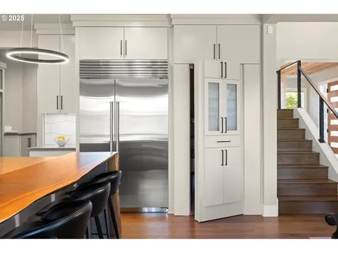 4480 Upper Drive Lake Oswego OR 97035