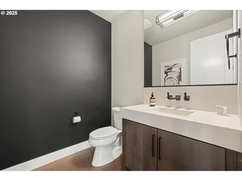 4480 Upper Drive Lake Oswego OR 97035