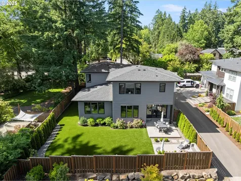 4480 Upper Drive Lake Oswego OR 97035