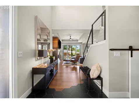 4480 Upper Drive Lake Oswego OR 97035