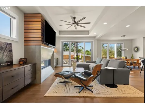 4480 Upper Drive Lake Oswego OR 97035