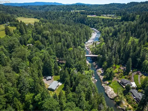 41660 SE Bacon Creek Lane Sandy OR 97055