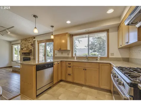 1542 NE Grant Street Hillsboro OR 97124