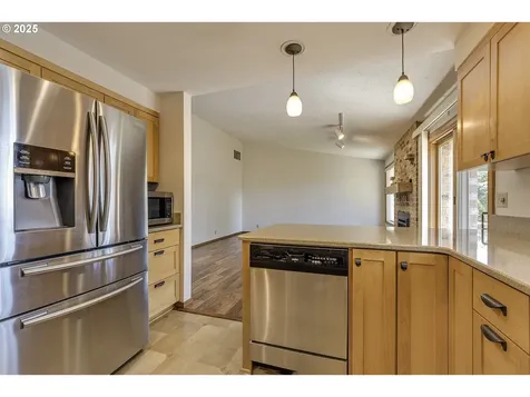 1542 NE Grant Street Hillsboro OR 97124