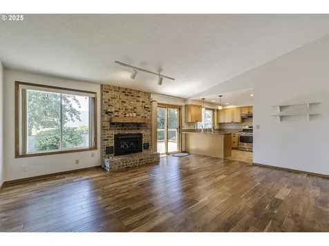 1542 NE Grant Street Hillsboro OR 97124