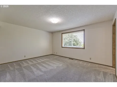 1542 NE Grant Street Hillsboro OR 97124