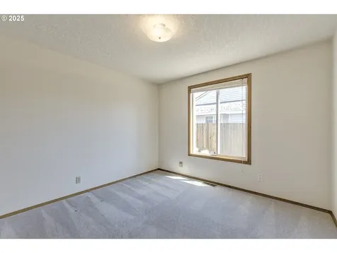 1542 NE Grant Street Hillsboro OR 97124