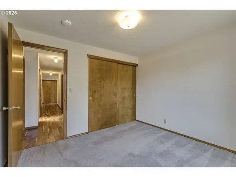 1542 NE Grant Street Hillsboro OR 97124