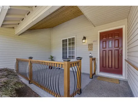 1542 NE Grant Street Hillsboro OR 97124